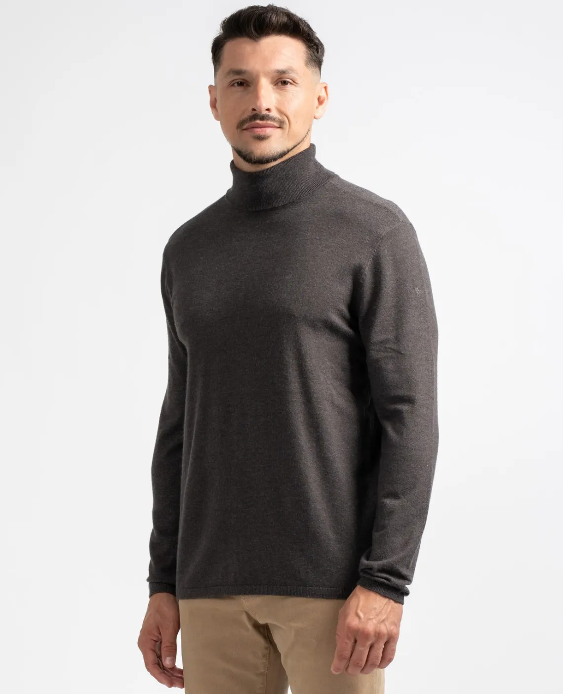 Hot Hakoo Homme Pulls