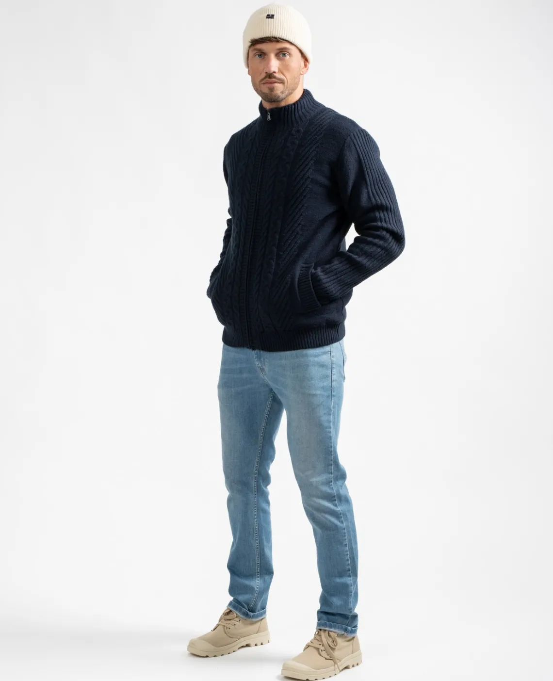 Online Hengila Homme Pulls