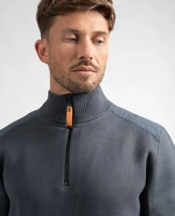 Shop Hobicha Homme Pulls