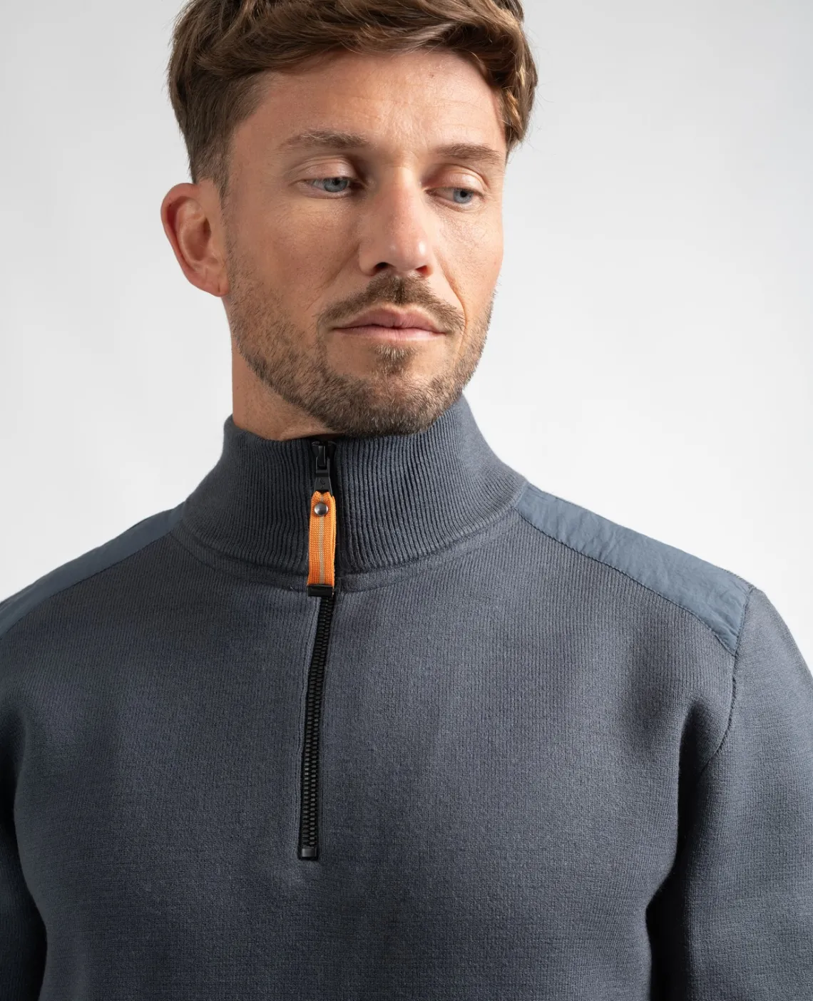 Shop Hobicha Homme Pulls