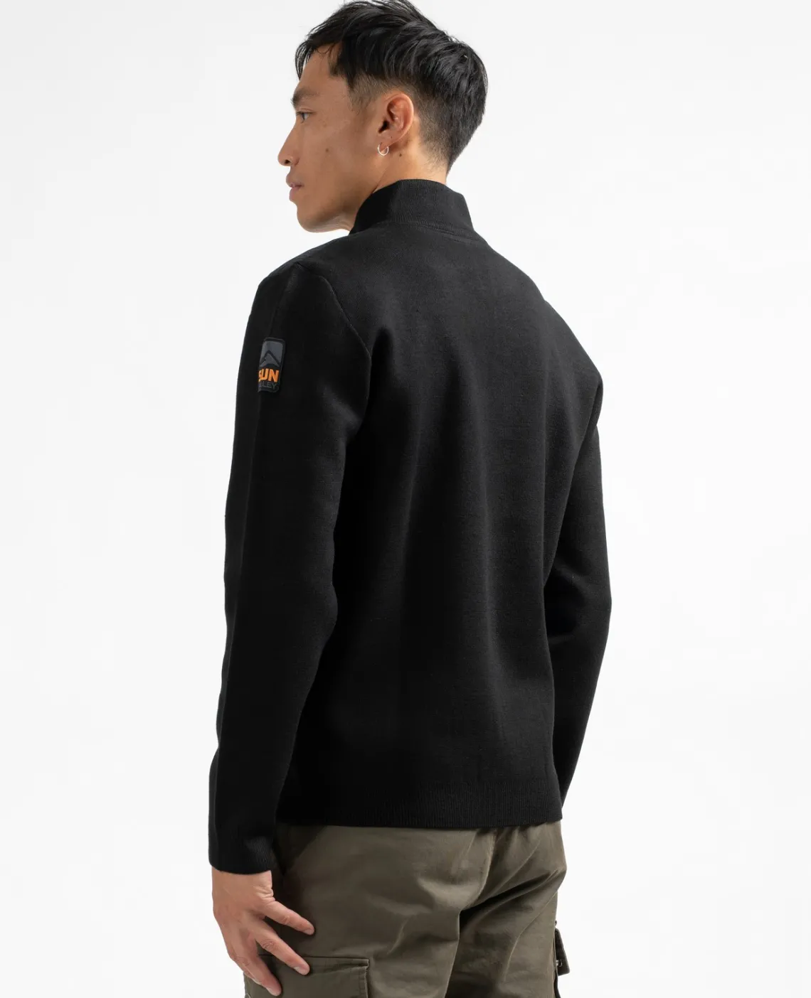Shop Hobicha Homme Pulls