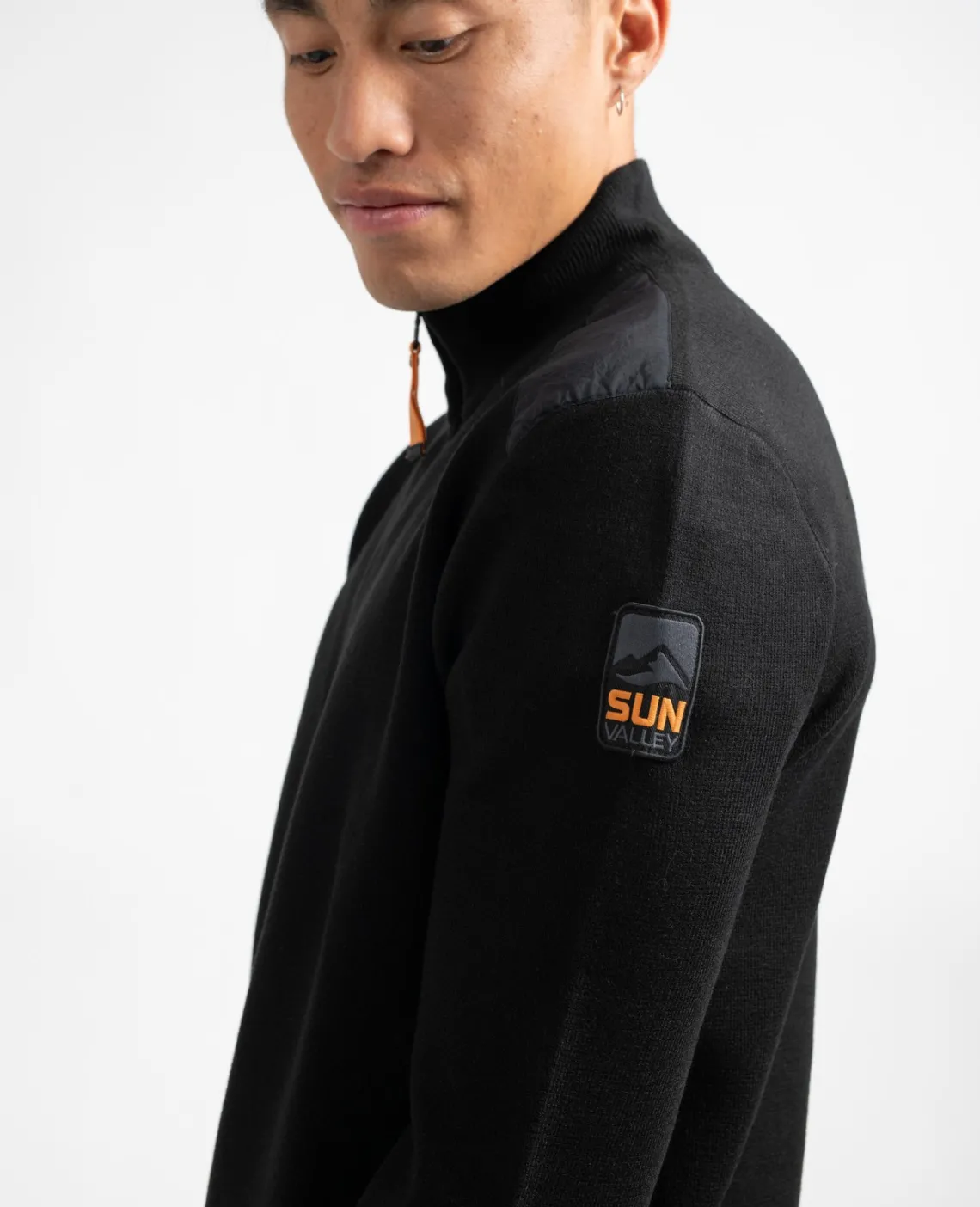 Shop Hobicha Homme Pulls
