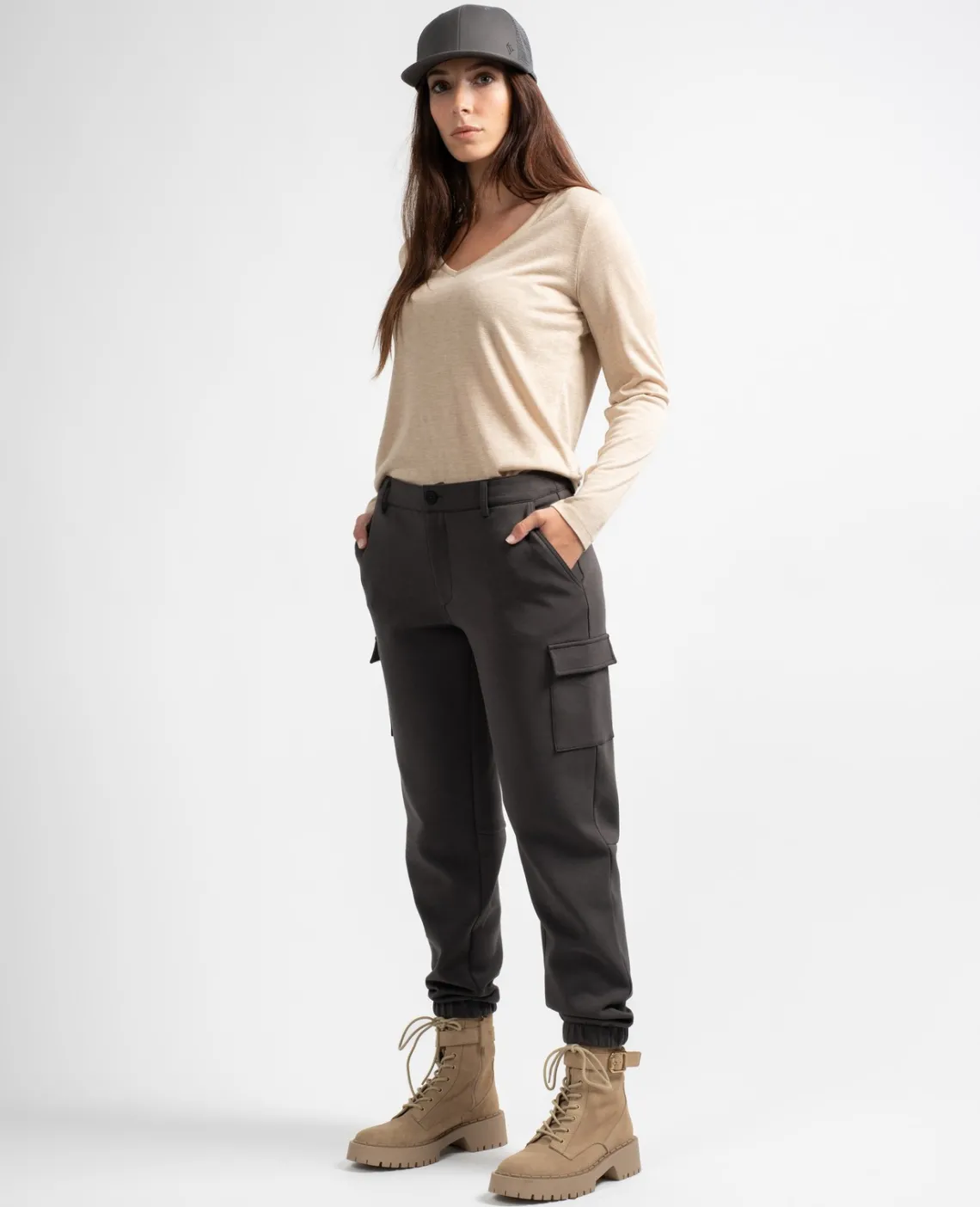New Varhian Femme Pantalons